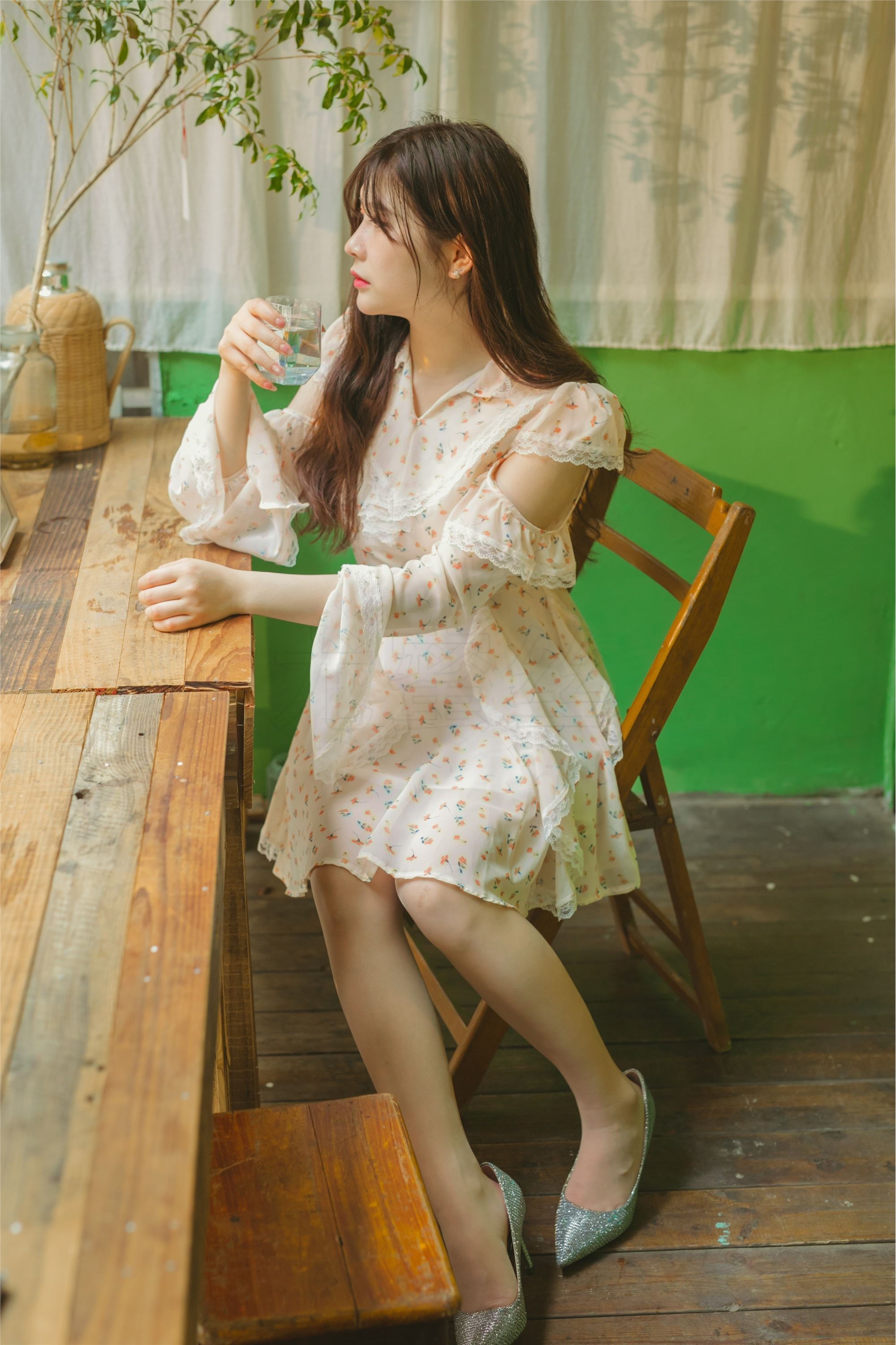 尤蜜丝 穿搭写真 NO.047